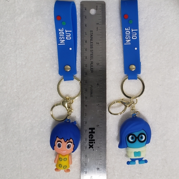 Complete Set Inside Out 2 Keychains Bag Charms or Zipper Pulls Disney Pixar NEW - Picture 6 of 14